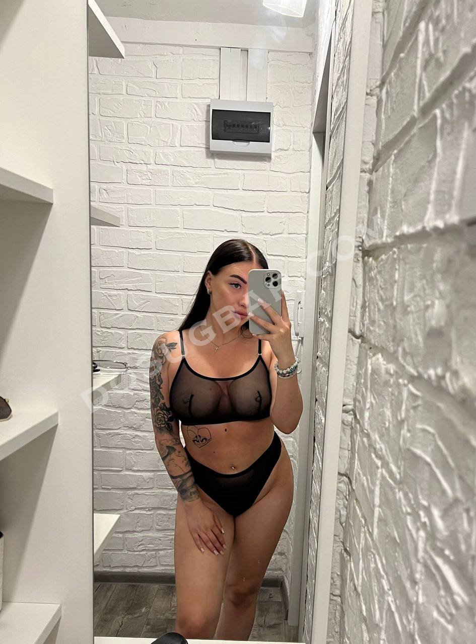 Алина, 23