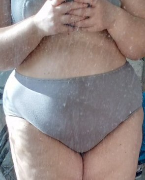 Mira, 35